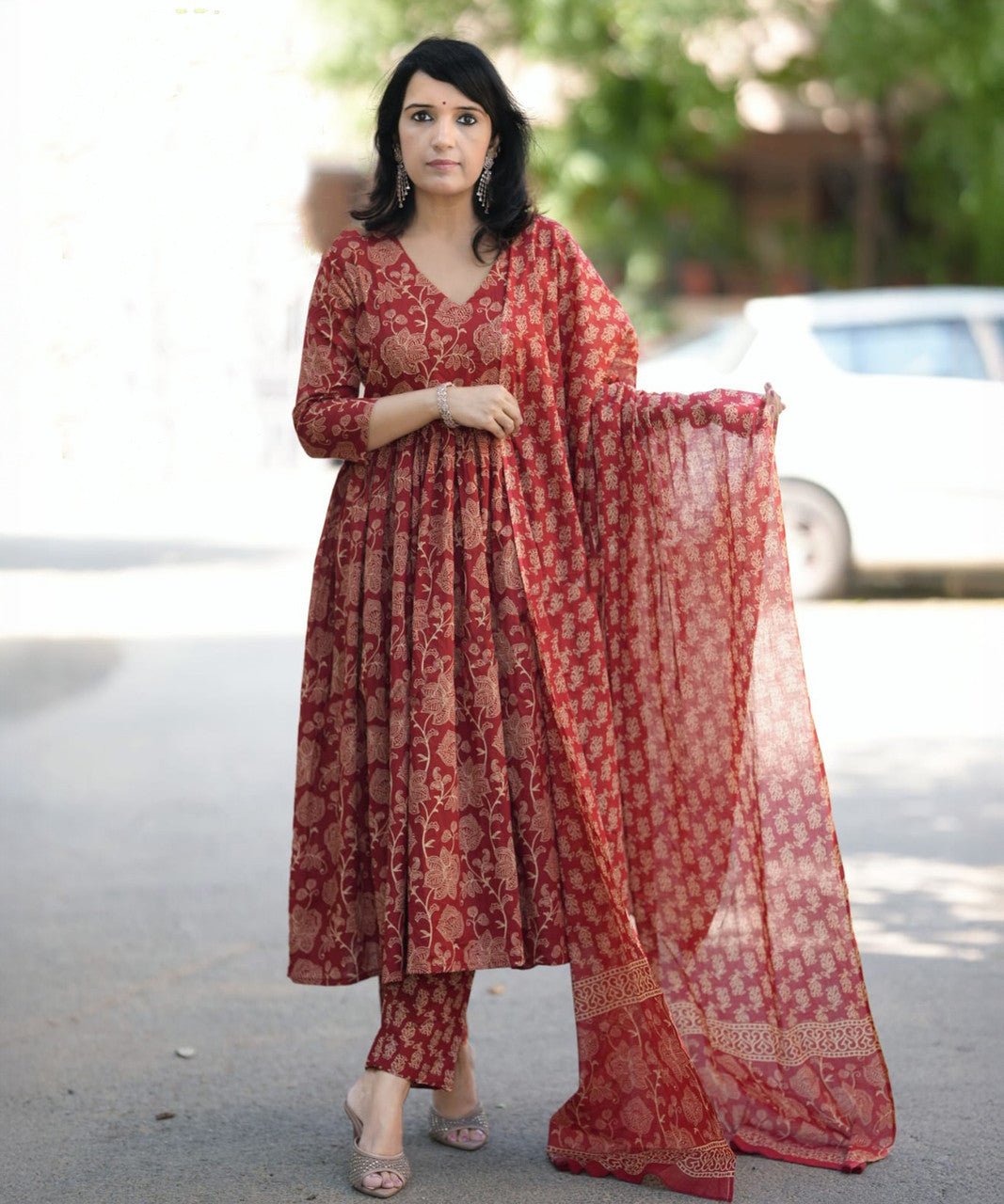 Maroon Kurti Pant Dupatta Set – Elegant Style for Every Occasion
