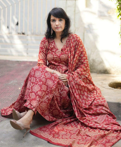 Maroon Kurti Pant Dupatta Set – Elegant Style for Every Occasion